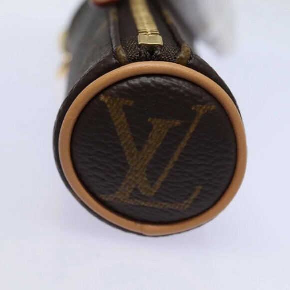 LOUIS VUITTON Monogram Micro Papillon Charm - Picture 5 of 14